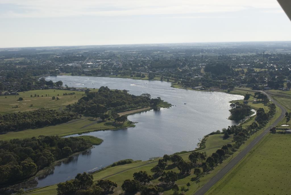 Lake Hamilton Motor Village And Caravan Park מראה חיצוני תמונה