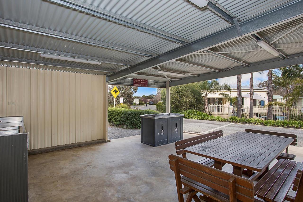 Lake Hamilton Motor Village And Caravan Park מראה חיצוני תמונה