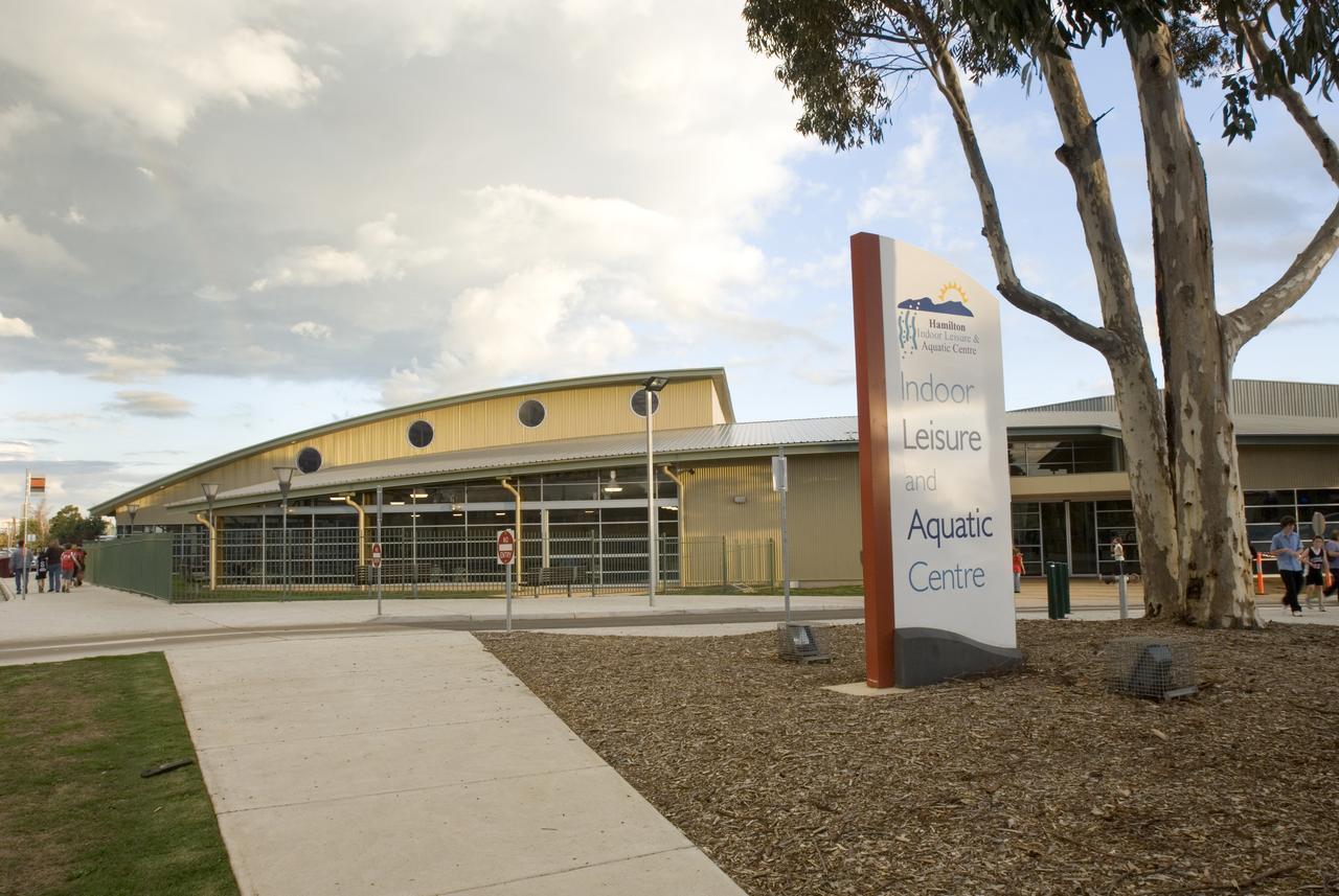 Lake Hamilton Motor Village And Caravan Park מראה חיצוני תמונה