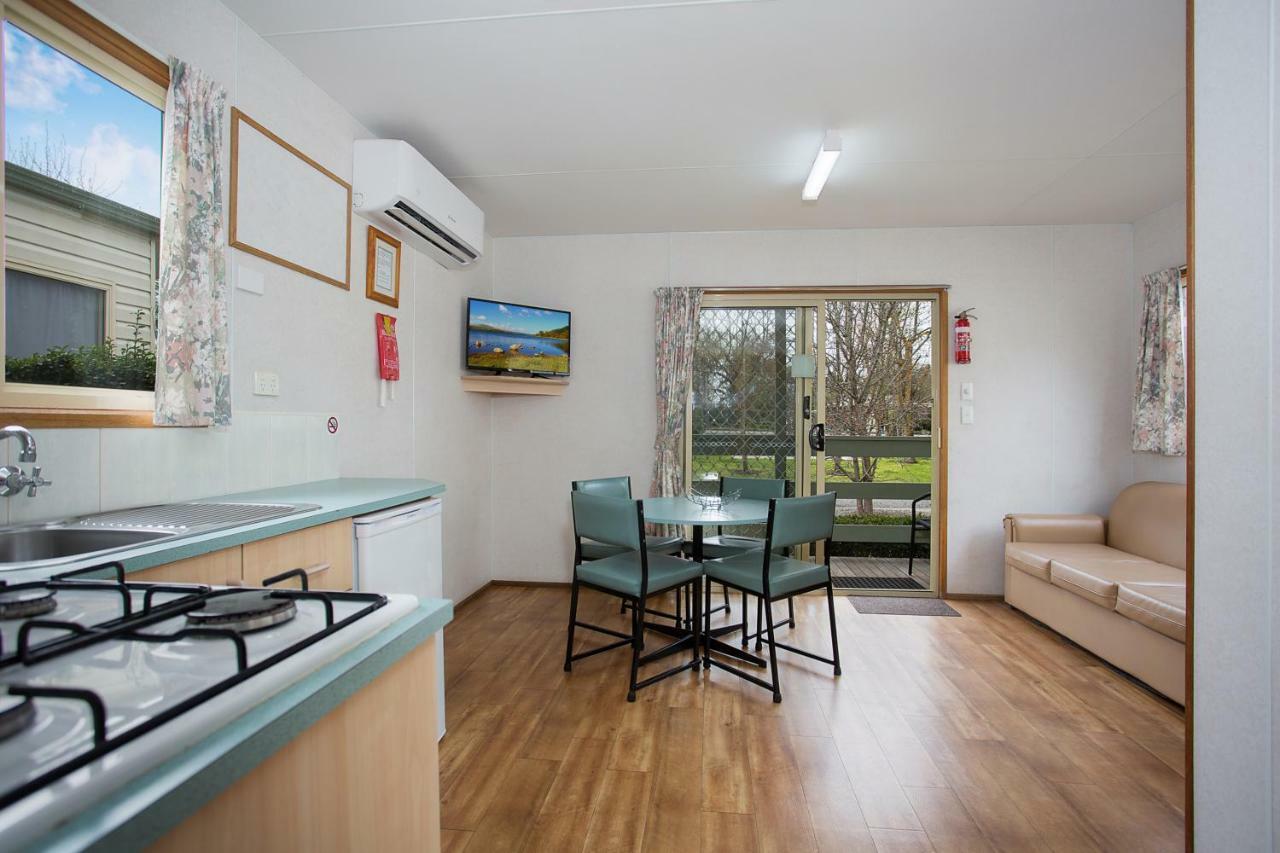 Lake Hamilton Motor Village And Caravan Park מראה חיצוני תמונה