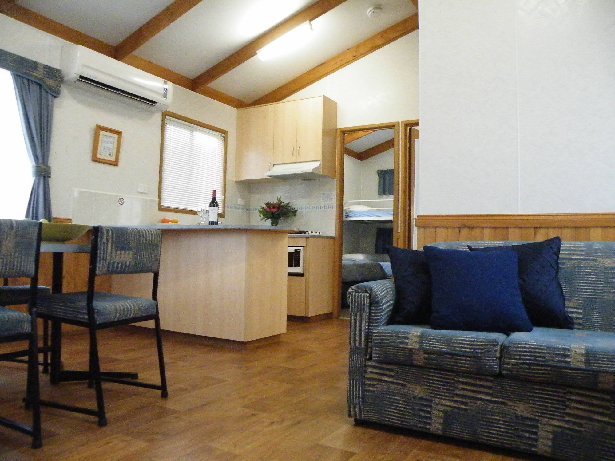 Lake Hamilton Motor Village And Caravan Park מראה חיצוני תמונה